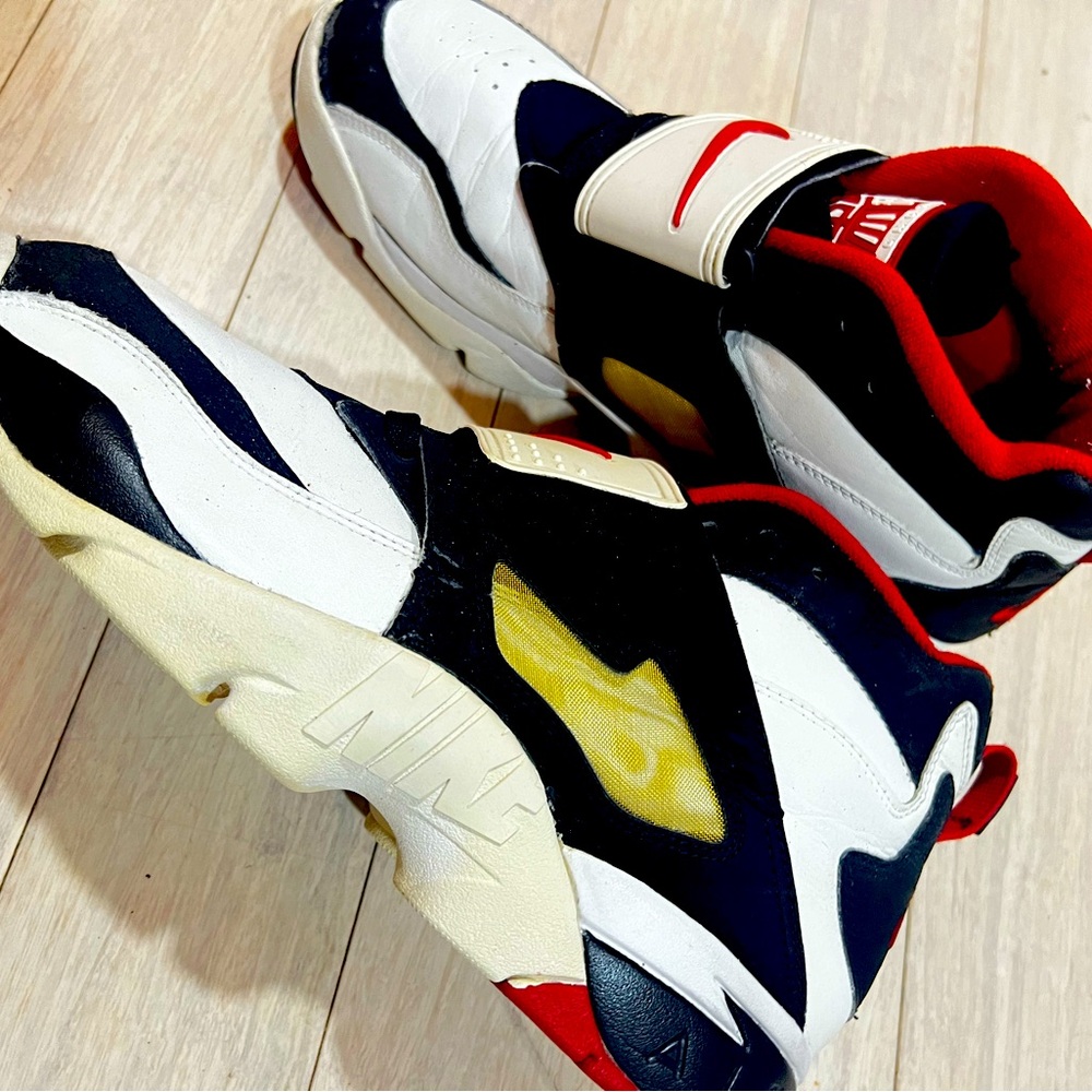 Deion Sanders Diamond Turf 1